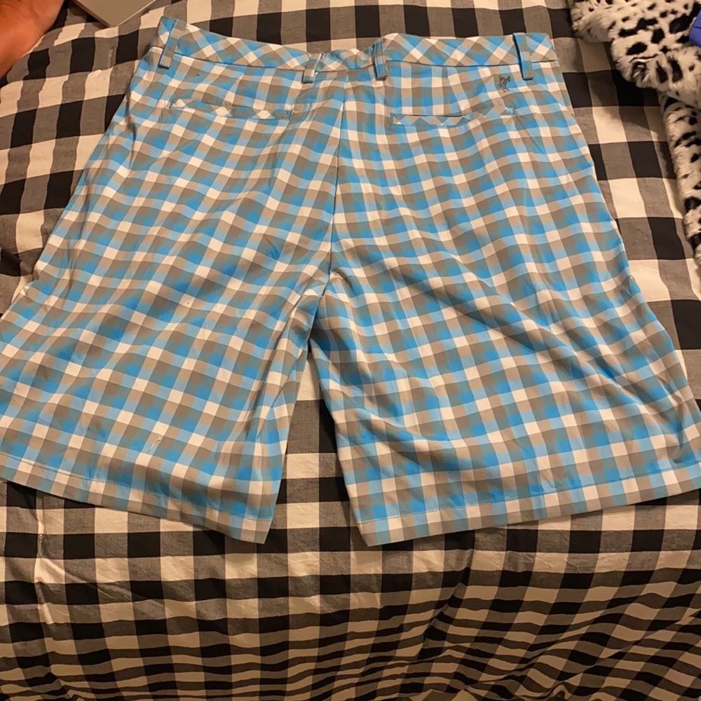 Men’s Golf Shorts - Picture 5 of 8